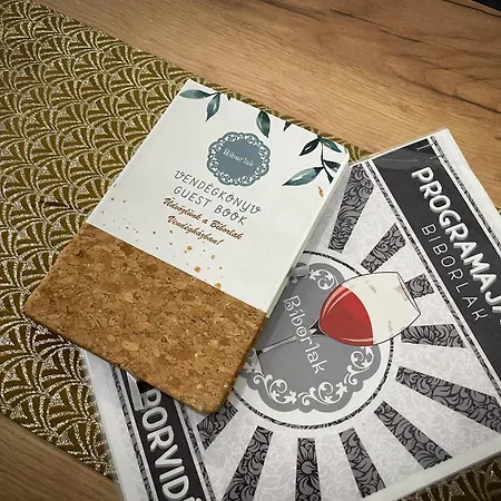 Bíborlak *
