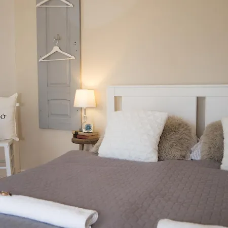 Bíborlak Apartman *